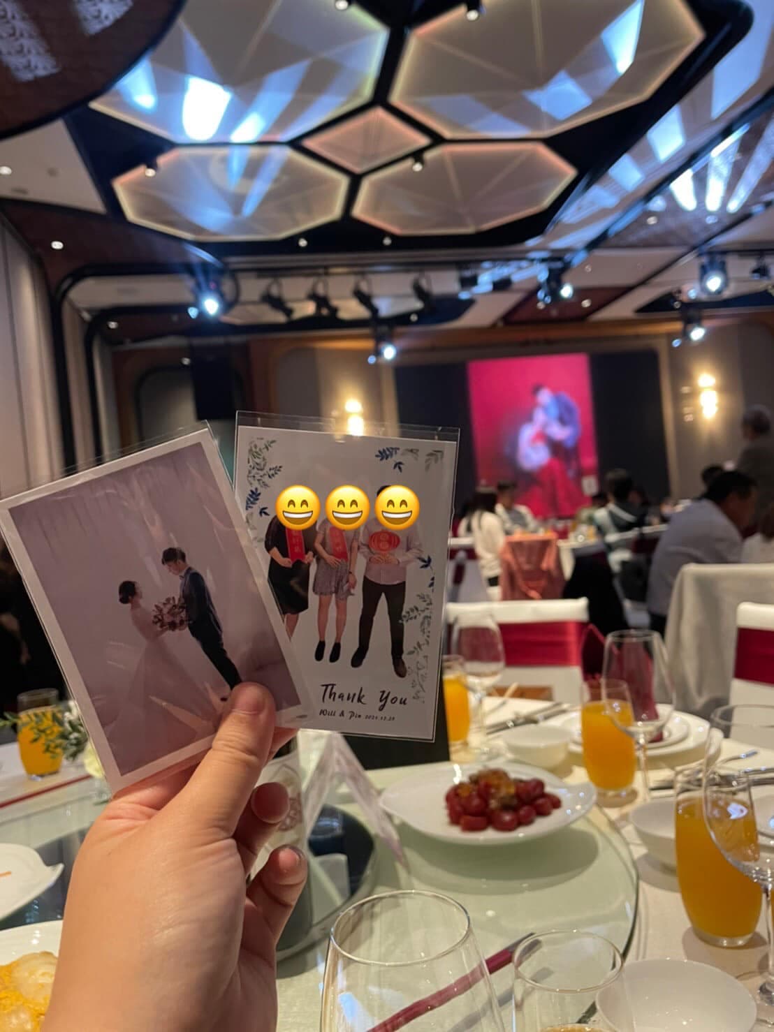 想印哪張就印哪張,不用擔心像傳統謝卡帶回去被丟掉