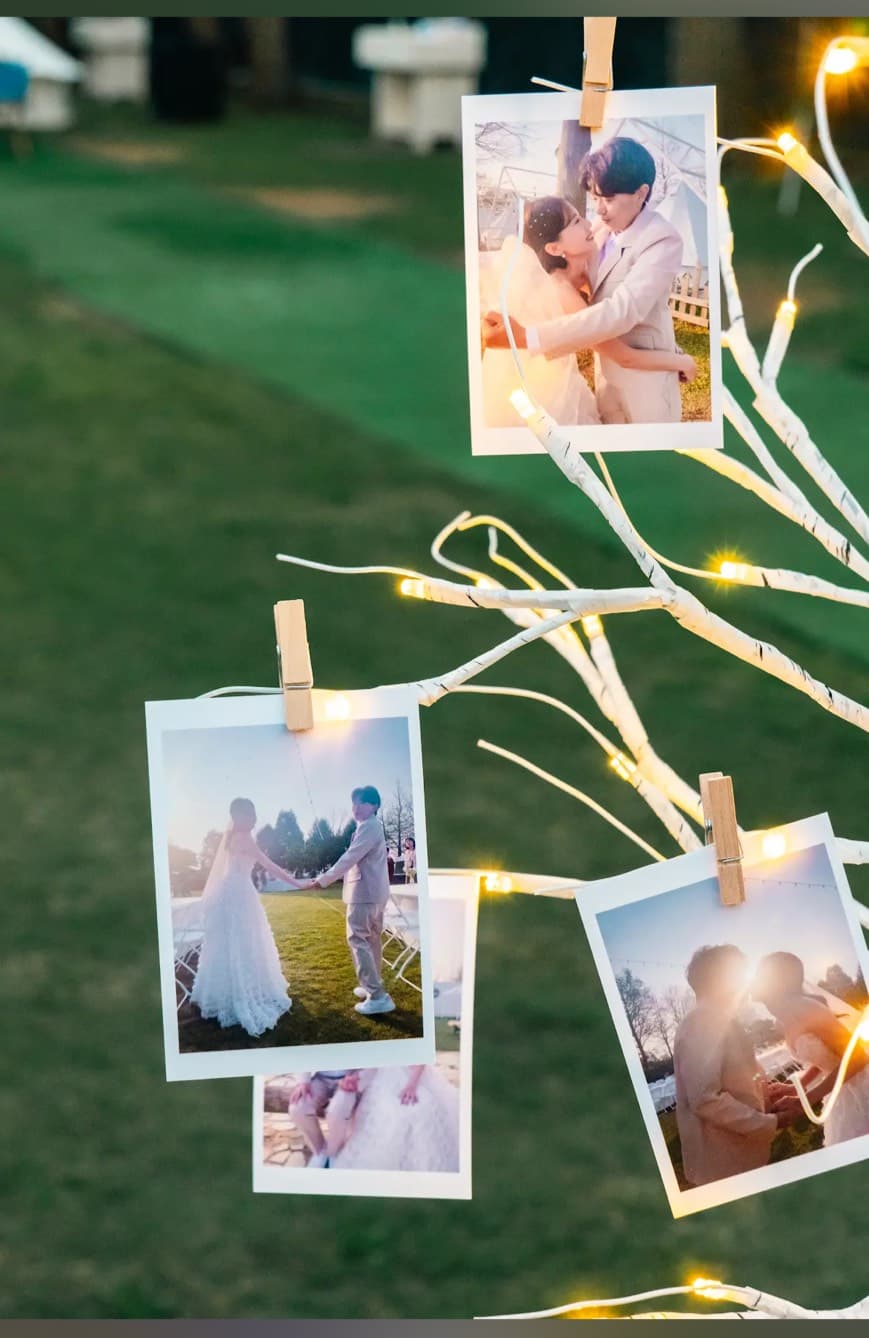 婚宴當天大家酒喝得很開心,照片也洗好洗滿帶回滿滿回憶。